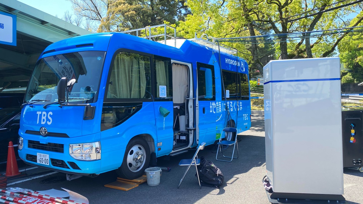 第63回中日クラウンズに、水素エンジンの中継車が登場。全日程を無事終えました。